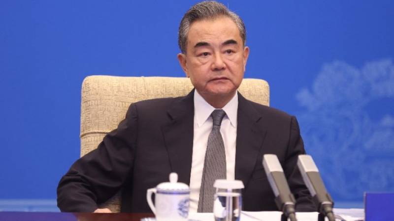 De Chinese minister van Buitenlandse Zaken roept Israël op om burgers in de Gazastrook te beschermen