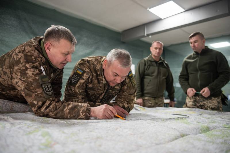 Ukrainan asevoimien komentaja Naev: Venäjä keskittää joukkojaan raja-alueille, mutta hyökkäyksen uhkaa ei vielä ole