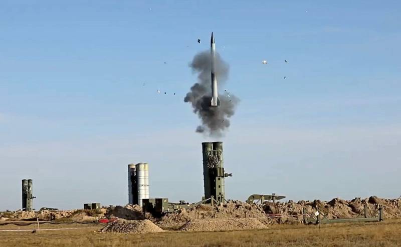Zdroj jmenoval důvody efektivní práce ruské protivzdušné obrany, která během pěti dnů sestřelila více než dvacet letadel ukrajinských ozbrojených sil