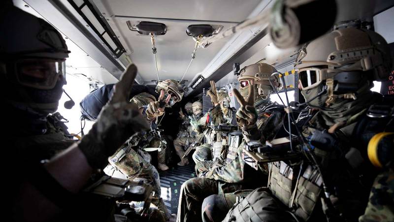 A német Bundeswehr több mint ezer katonát küldött a Közel-Keletre a német állampolgárok esetleges evakuálására