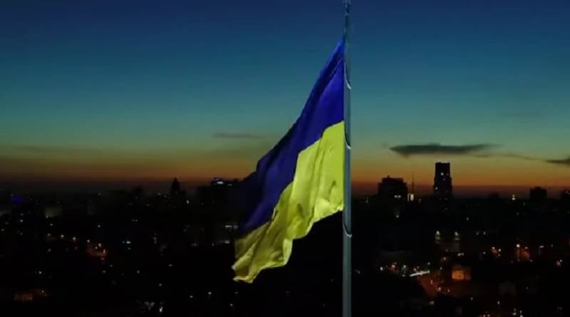 Myndigheterna i den franska staden tog bort Ukrainas flagga från stadshuset efter att Zelensky godkände den azerbajdzjanska operationen i Karabach