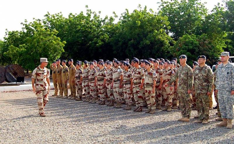 Chỉ huy quân đội Pháp ở Sahel đã hứa rút quân hoàn toàn khỏi Niger vào cuối tháng XNUMX.