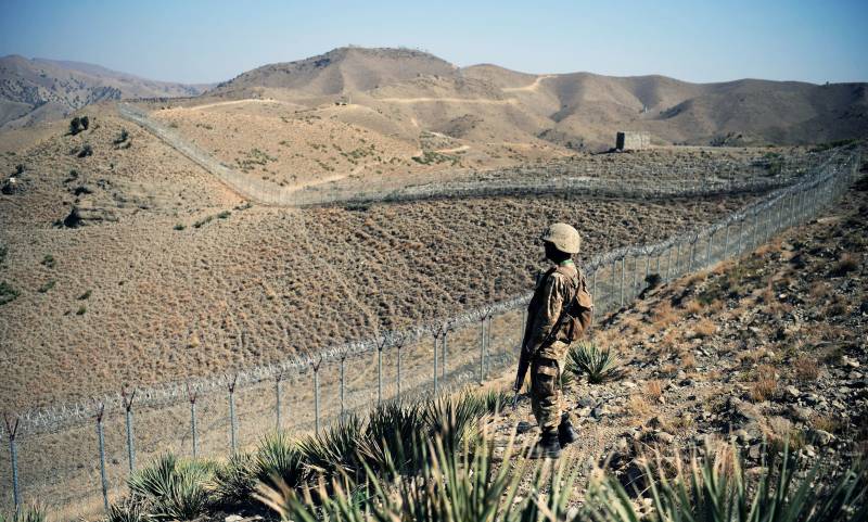 Durandova linie: Kábul a Islámábád na cestě k řešení nebo nové eskalaci