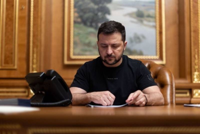 Ojciec ukraińskiego prezydenta otrzyma dożywotnie stypendium „za wybitne zasługi na polu oświaty”