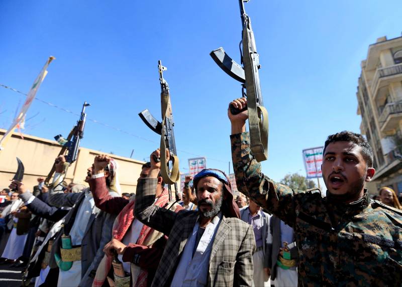 예멘 후티 반군, 이스라엘과 싸울 준비가 되었다고 선언