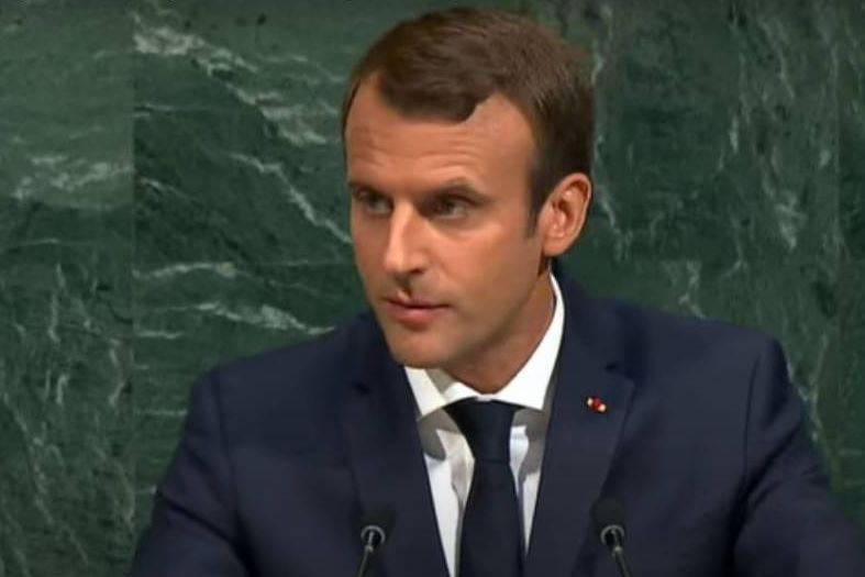 O Presidente francês criticou a ideia de impor sanções contra o Azerbaijão como contraproducente na situação actual