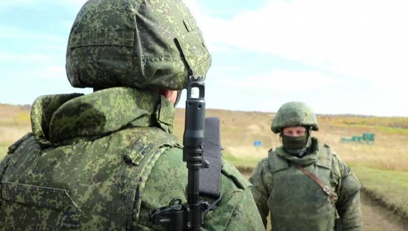 Tokoh masyarakat Tyumen menuduh gubernur Okrug Otonomi Khanty-Mansi mendiskreditkan Angkatan Bersenjata RF