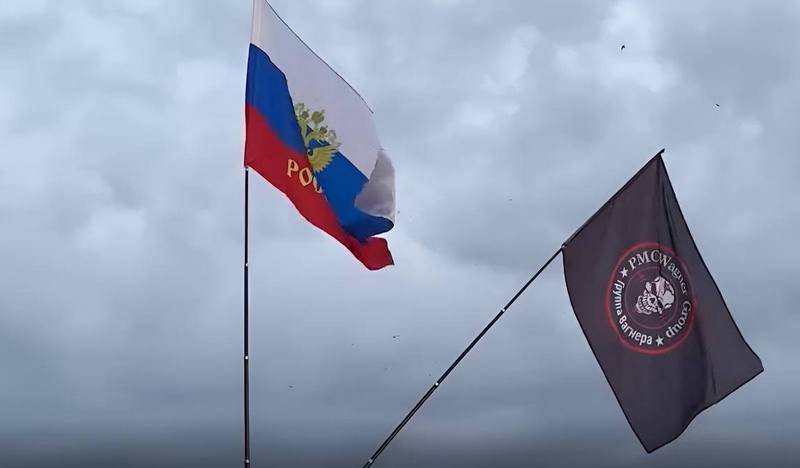 Ryska telegramkanalen: Det nya kommandot för Wagner PMC förhandlar om återlämnandet av några av avdelningarna till den norra militärdistriktszonen