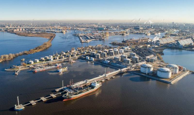 Curtea de Arbitraj din Sankt Petersburg „oprește oxigenul” la exportul de produse petroliere din Belarus