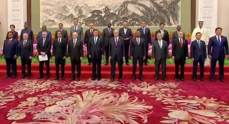 Tổng thống Liên bang Nga tại cuộc gặp với Chủ tịch nước Cộng hòa Nhân dân Trung Hoa: Điều quan trọng là nền tảng của hợp tác “Một vành đai, Một con đường” là nguyên tắc tham gia bình đẳng