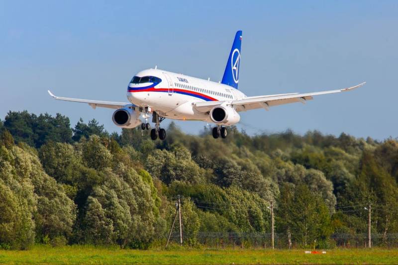L'Agence fédérale du transport aérien a commenté les données de FlightRadar sur les signaux d'alarme de cinq avions de ligne russes