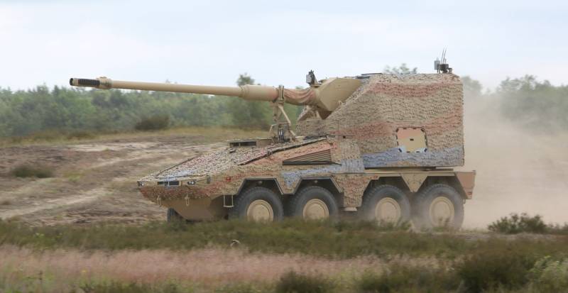 The Bundeswehr became the second after the Ukrainian Armed Forces to decide to purchase German 155-mm wheeled self-propelled guns RCH-155