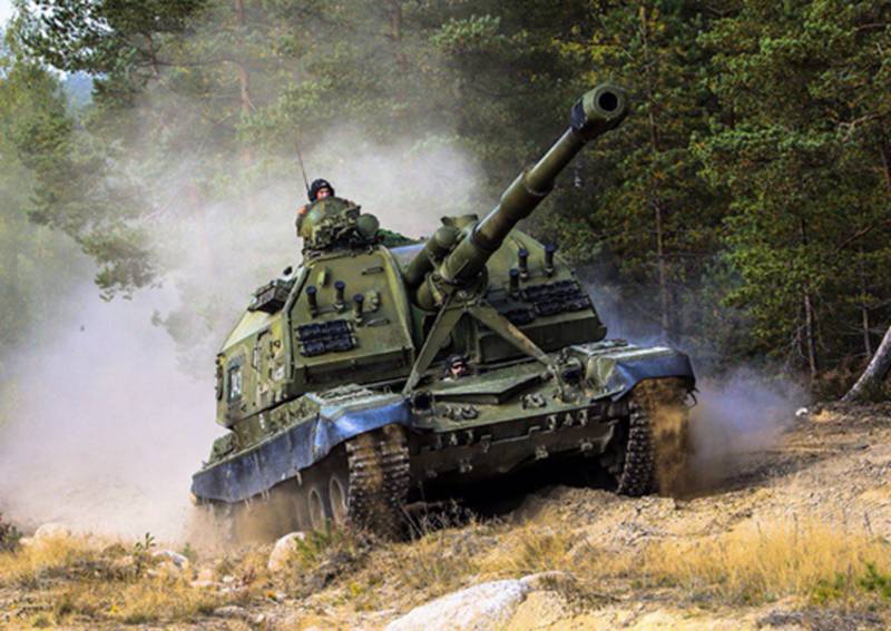 전보 채널은 Seversky 방향의 Sporny 및 Vesely 지역에서 러시아 군대의 공격 시작을보고합니다.