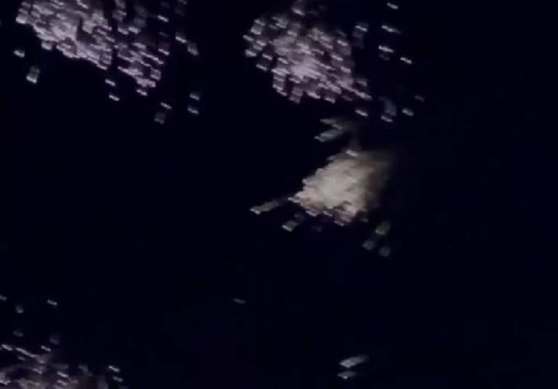Ukraiński urzędnik pokazał materiał filmowy przedstawiający rzekome zrzucenie przez Siły Zbrojne Rosji bomb fosforowych na pozycje Sił Zbrojnych Ukrainy w kierunku Artemowska