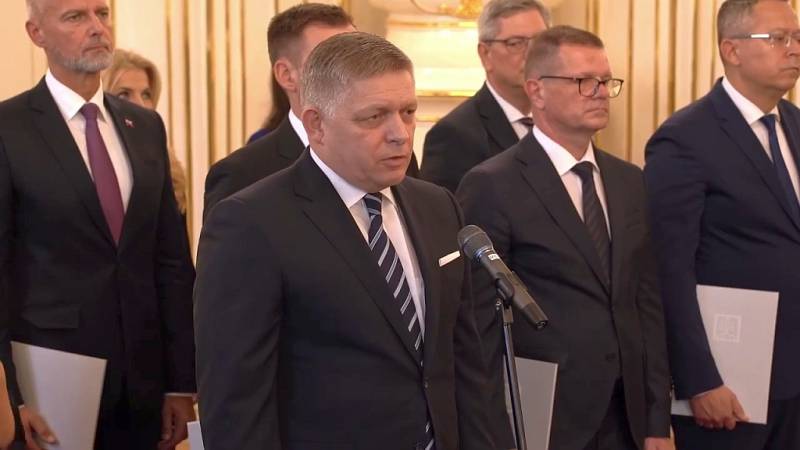 Slovakya Başbakanı: Rusya Federasyonu ve ABD, Kiev'in katılımı olmadan Ukrayna'daki barış şartları üzerinde anlaşmaya varmalı