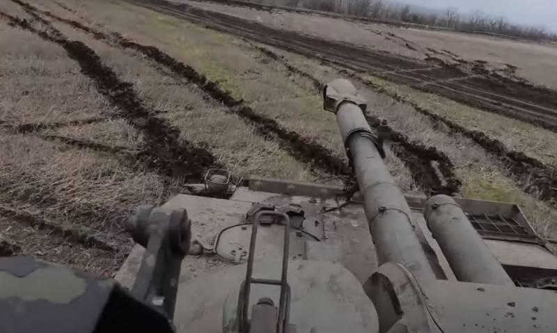 Ein deutscher Experte sagte, dass den ukrainischen Streitkräften nur noch eine Versorgungsroute für die Truppengruppe in Avdeevka bleibt