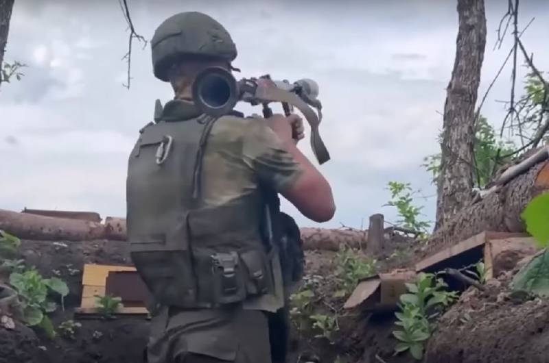 Russisches Militärpersonal: Die russischen Streitkräfte erlangten die volle Kontrolle über die Inseln an der Mündung des Dnjepr in der Region Cherson zurück