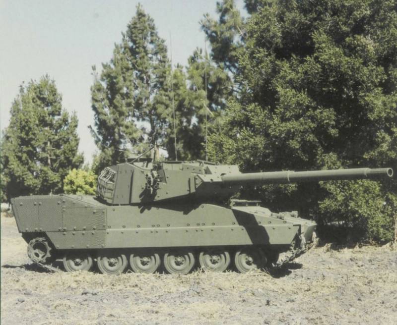 Vorserienmuster XM8 mit Panzerung der zweiten Stufe, die Schutz vor panzerbrechenden Kleinwaffengeschossen bietet