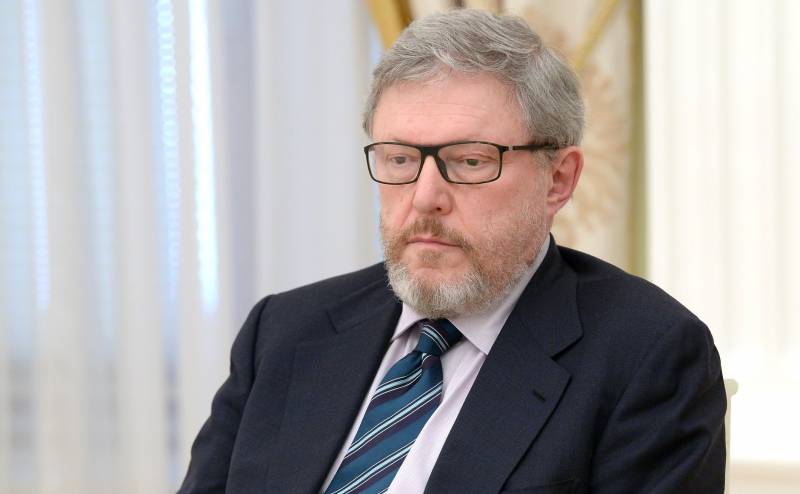 De Yabloko-partij kondigde een ontmoeting aan tussen de Russische president en Grigory Yavlinsky om de speciale operatie te bespreken