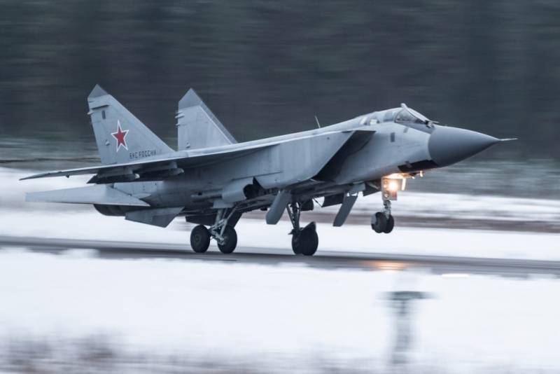 Американский журнал: Истребители МиГ-31 Северного флота ВМФ РФ способны отразить любую угрозу НАТО