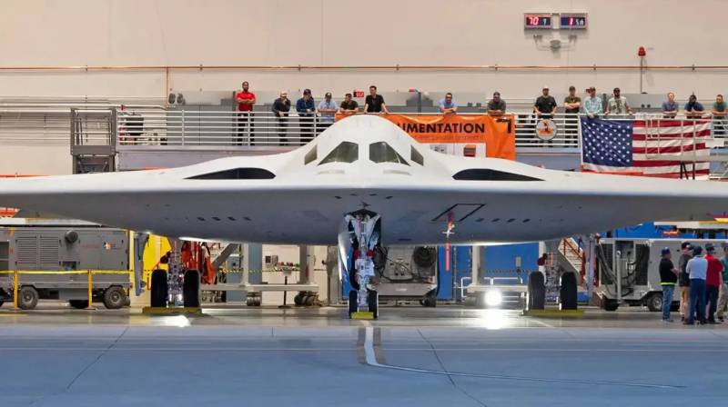 B-21 Raider, primo volo per il nuovo bombardiere stealth nucleare