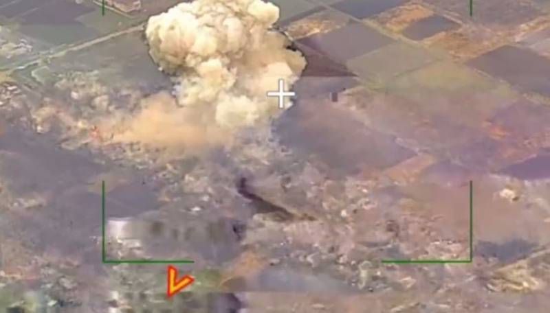 Cuplikan saka serangan marang perwira brigade 128 saka Angkatan Bersenjata Ukraina ing Dimitrovo muncul ing Internet