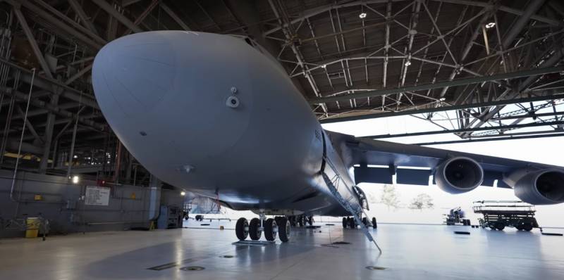 Lockheed C-5M Super Galaxy: el transportador militar más grande y poderoso después del An-124 Ruslan