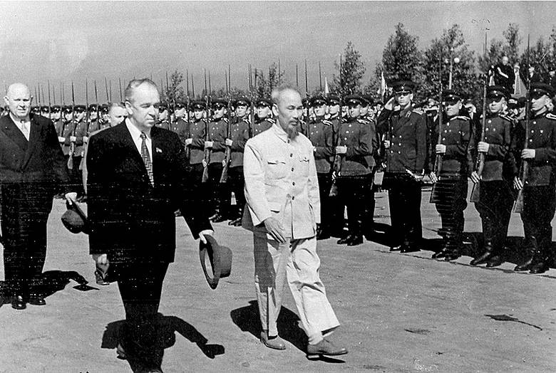 रूस और वियतनाम: एक ऐसे देश के साथ आधुनिक संबंध जिसकी संप्रभुता यूएसएसआर की है