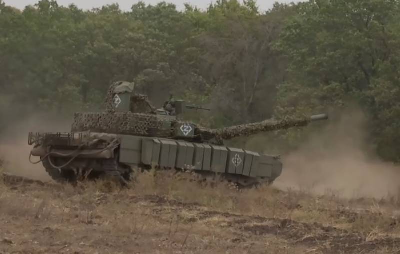 Украинские паблики пишут о том, что 1-я гвардейская танковая армия ВС РФ прорвалась юго-западнее Ивановки на Купянском направлении