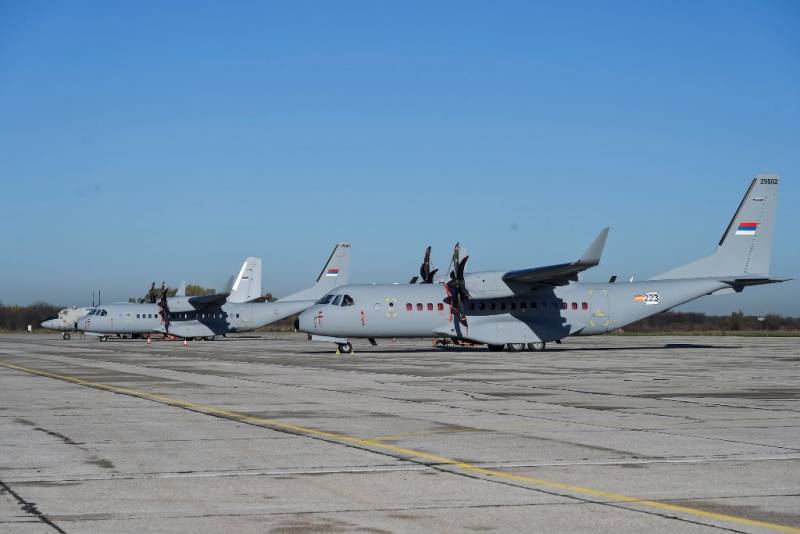 На замену Ан-26: ВВС Сербии получили два военно-транспортных самолета C-295 от Airbus