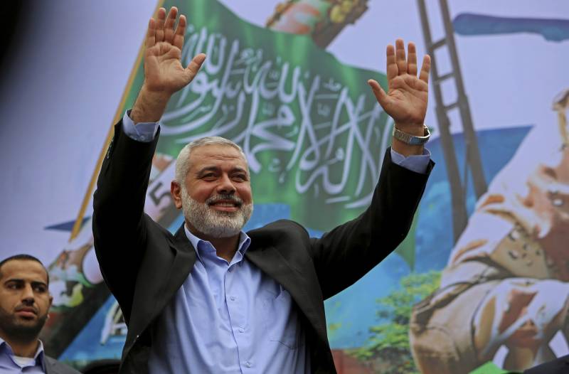 ХАМАС: от бомбы к избирательной урне