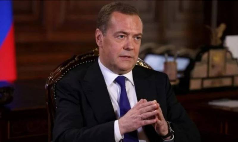 Medvedev: Perdamaian lan persatuan antaretnis nalika ngadhepi mungsuh umum mesthi dadi inti negara Rusia.
