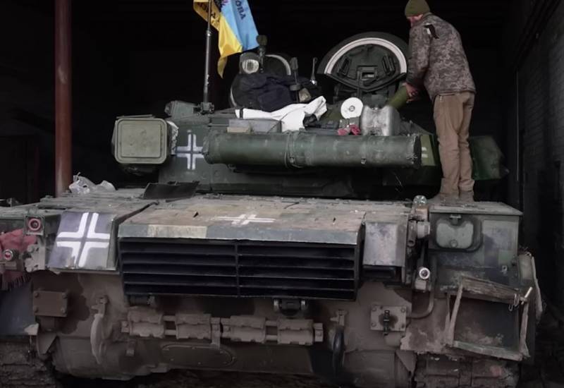 خبرنگاران نظامی: نیروهای مسلح اوکراین در حال جمع آوری ذخایر در منطقه شهرک های ردکودوب و نووئه در بخش سواتوفسکی جبهه هستند.