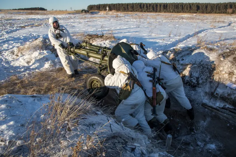В ходе контрбатарейной борьбы на Донецком направлении было уничтожено за сутки восемь миномётов ВСУ
