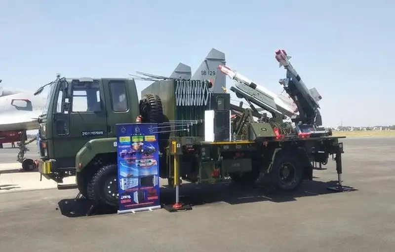 «Создан на основе отслуживших российских ракет»: в Индия прошли испытания нового зенитного комплекса SAMAR