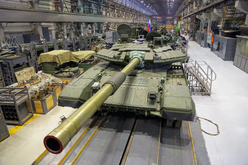 Уралвагонзавод успешно завершил контракты на поставку в войска танков Т-90М «Прорыв» и Т-72Б3М