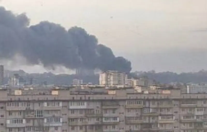 Сообщается о взрывах в районе военного завода «Артем» в Киеве