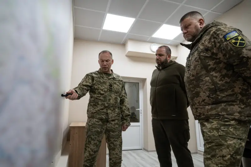 Главком ВСУ Залужный и министр обороны Умеров посетили передовую в зоне ответственности командования «Хортица»