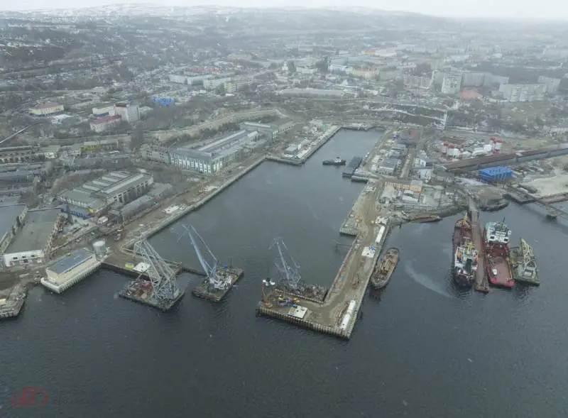 Sevmash has completed the manufacture of a boat port for the new dry ...