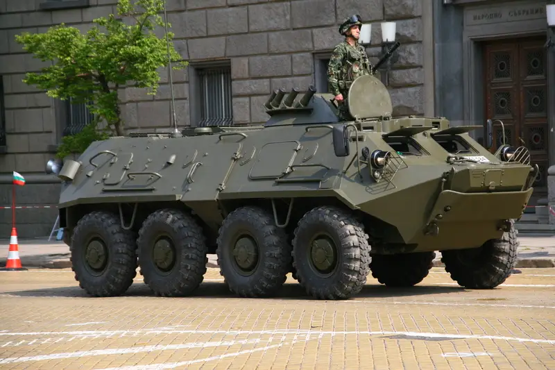 Парламент Болгарии преодолел вето президента на поставку 100 бронетранспортеров Украине