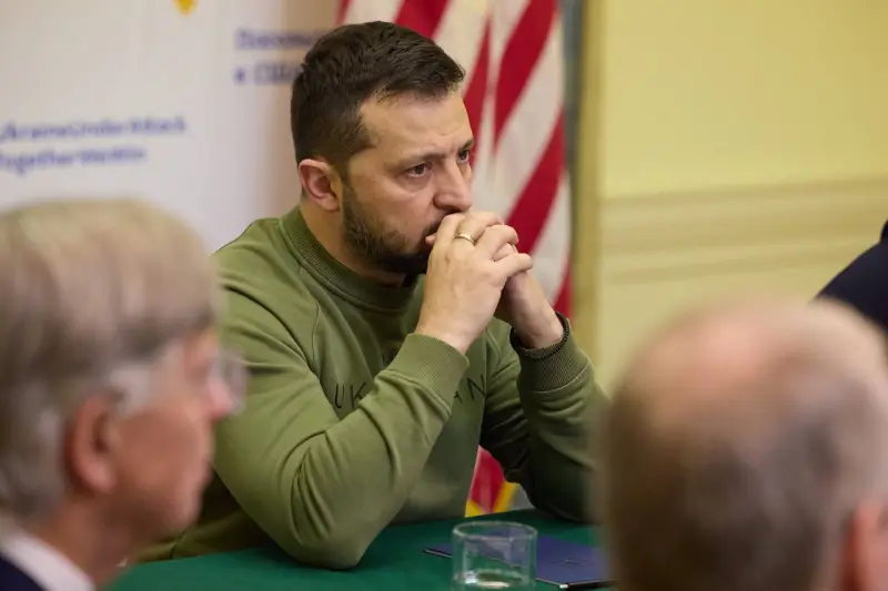 Западная пресса: Зеленский пожаловался, что ЗРК Patriot на Украине могут защитить лишь столицу страны