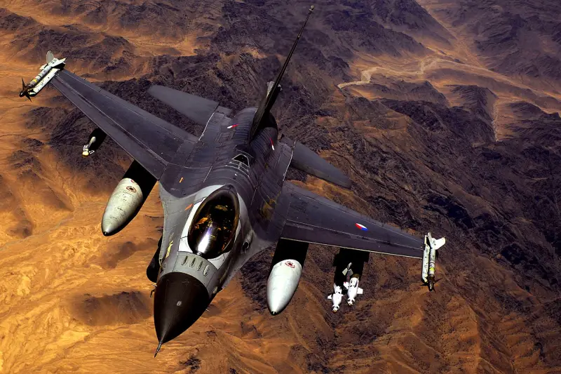 Премьер-министр Нидерландов сообщил о начале подготовки к отправке на Украину первой партии истребителей F-16