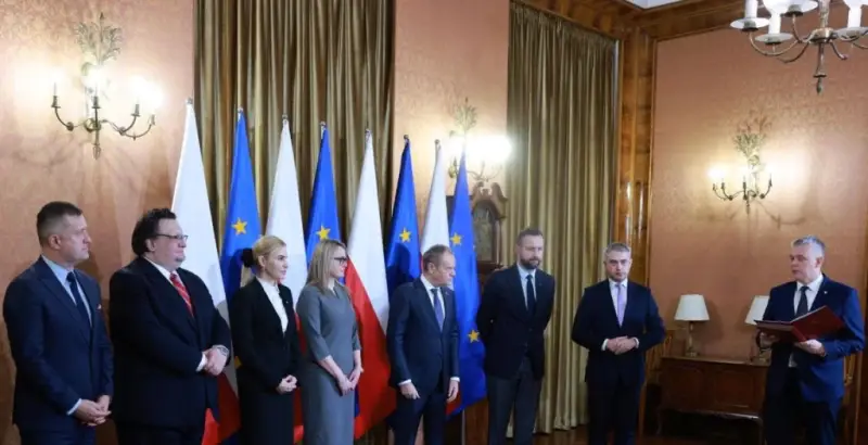 Премьер-министр Польши Туск заменил руководителей ключевых спецслужб страны