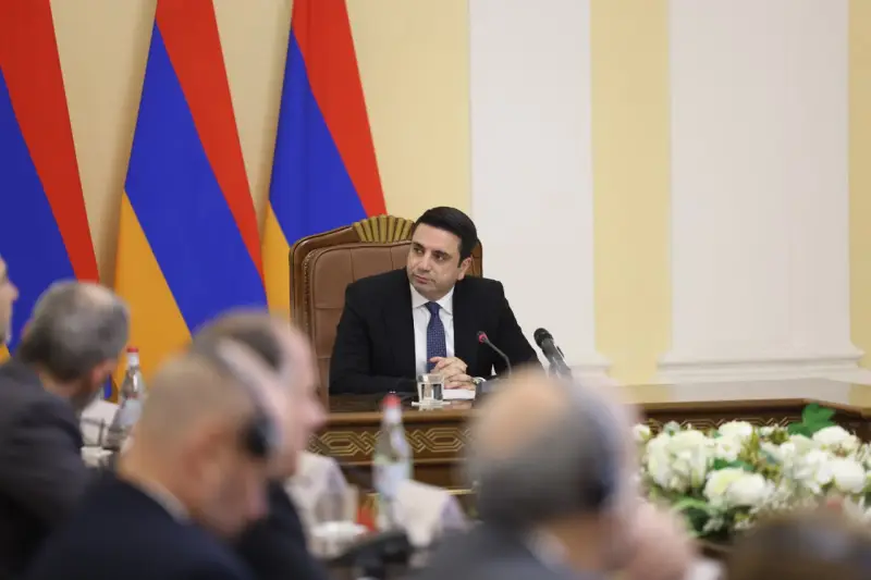 Спикер парламента Армении подтвердил отказ делегации республики участвовать в заседании ОДКБ