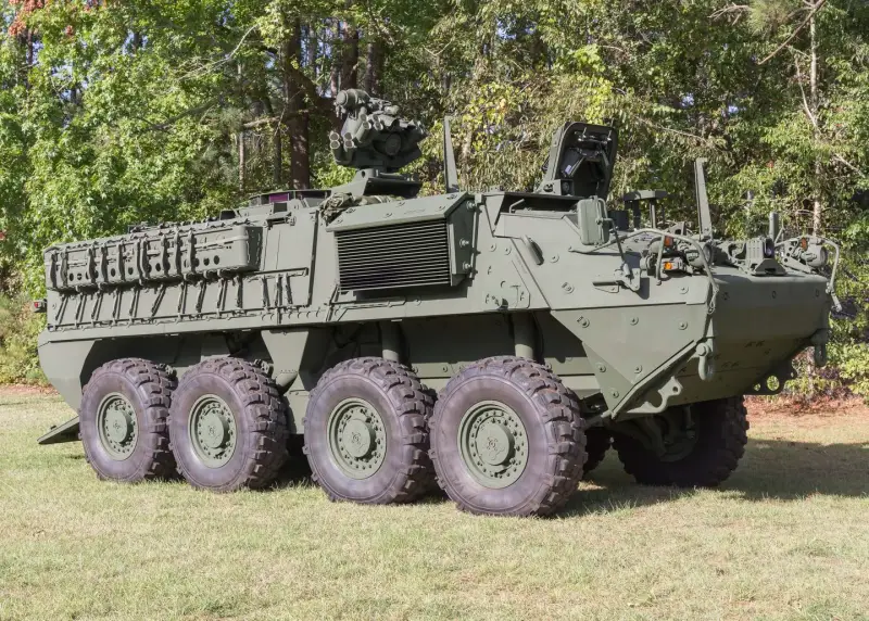 Los vehículos blindados híbridos van a la guerra sin Rusia