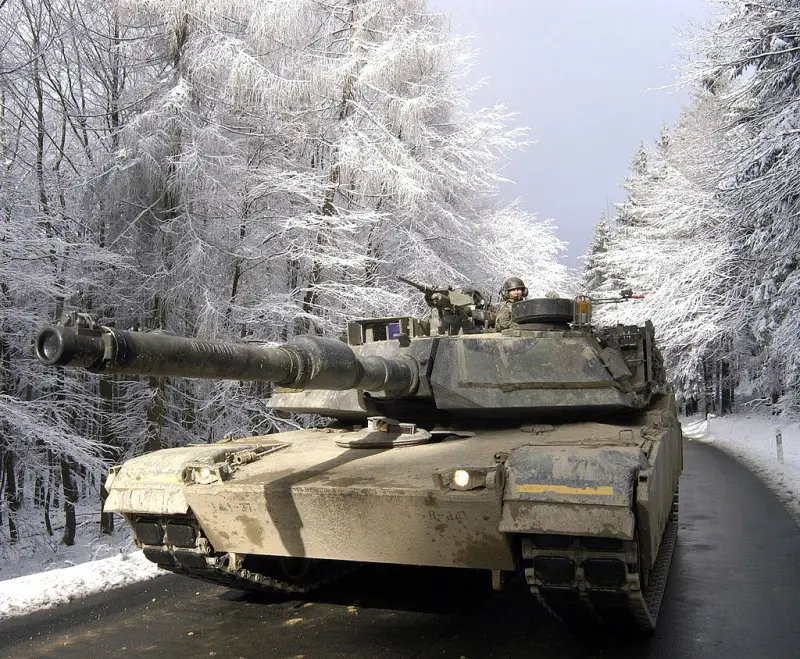 Опубликованы кадры появления танков Abrams ВСУ на линии фронта
