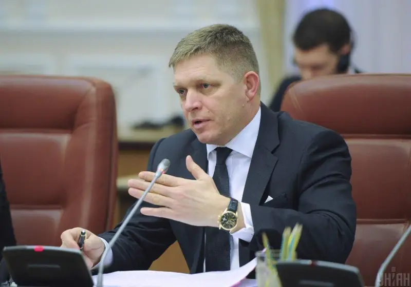 Словацкий премьер Фицо призвал Украину отдать России Крым и Донбасс для завершения конфликта