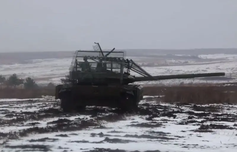 Танковые подразделения группировки войск «Восток» получили партию модернизированных танков Т-72Б3М