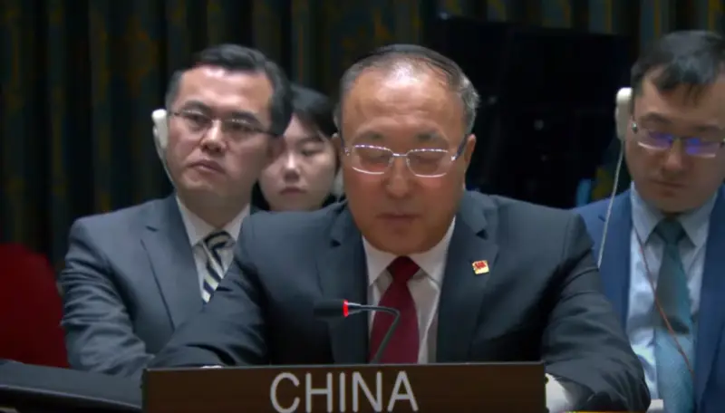 Китайский дипломат в ООН: Необходимо как можно скорее возобновить переговоры по урегулированию украинского конфликта