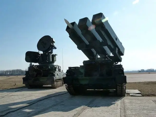 우크라이나 프랑켄슈타인 방공 시스템의 AIM-7 스패로우 공대공 유도 미사일
